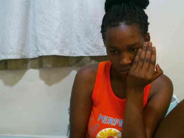 sweet-brown webcam