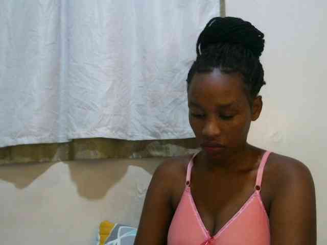 sweet-brown webcam
