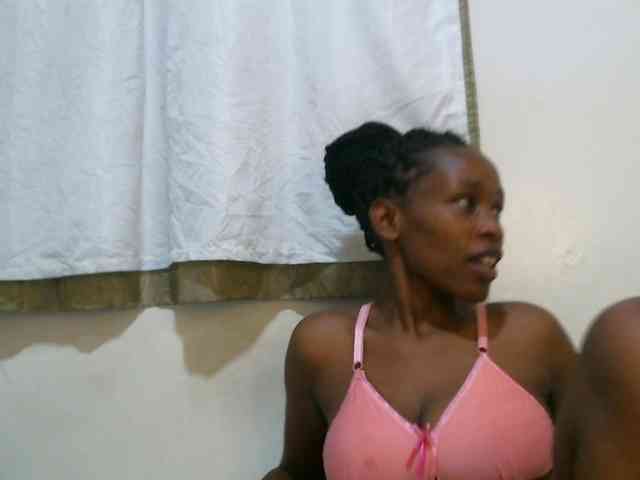 sweet-brown webcam