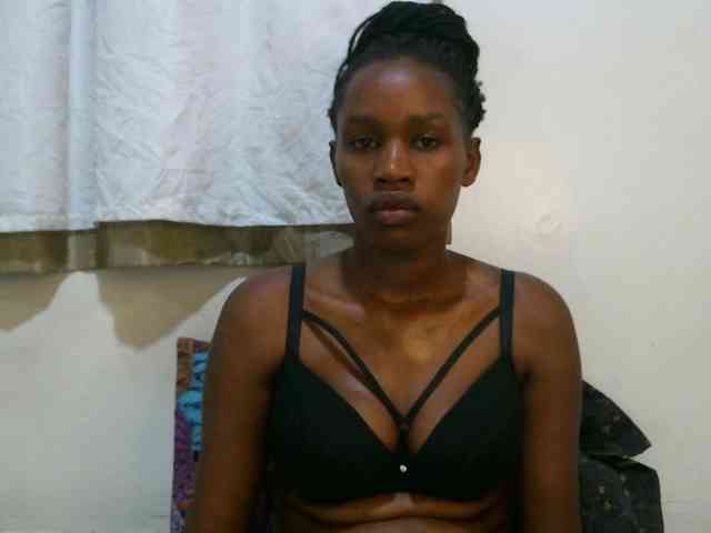 sweet-brown webcam