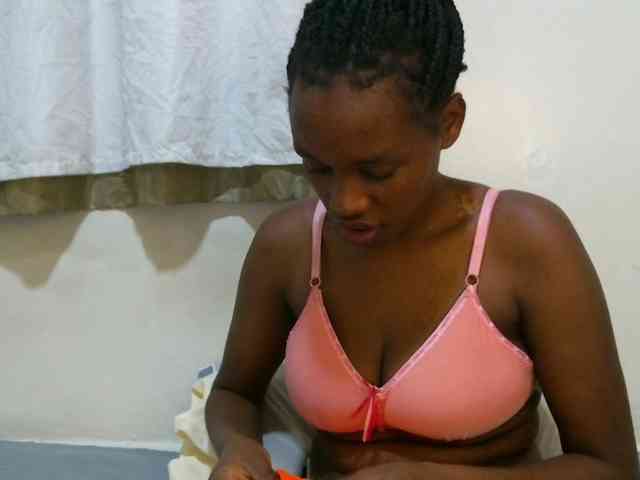 sweet-brown webcam