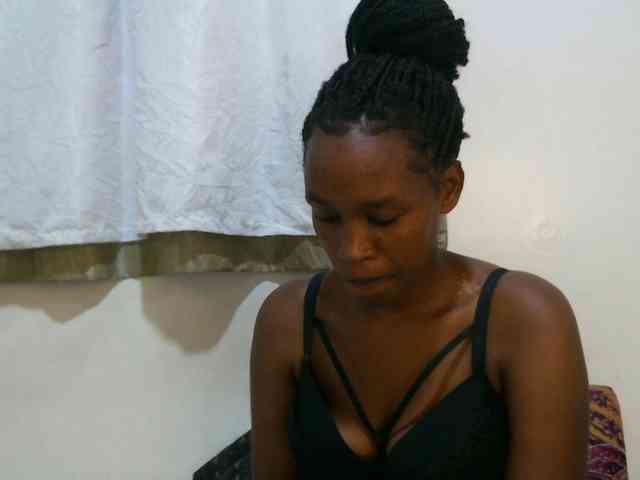 sweet-brown webcam
