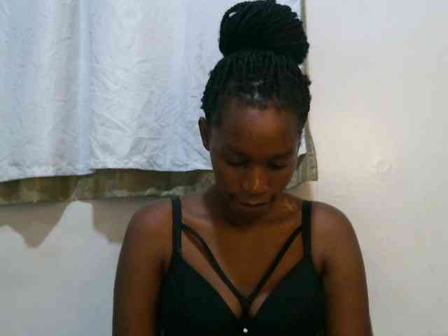 sweet-brown webcam