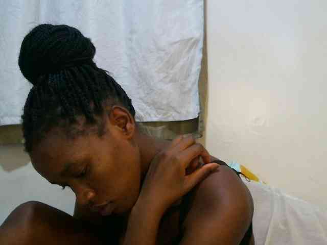 sweet-brown webcam