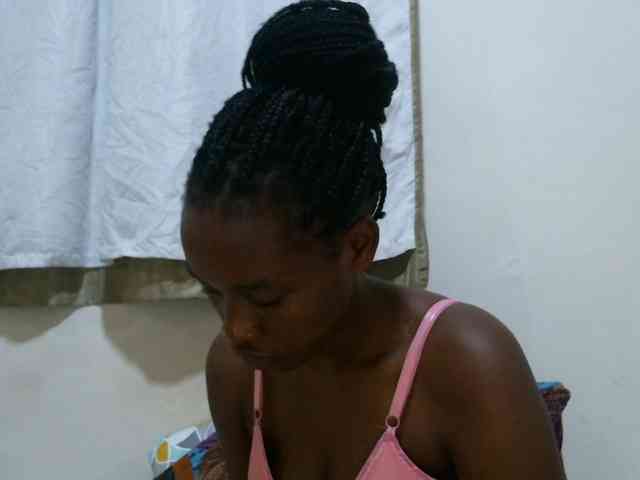 sweet-brown webcam