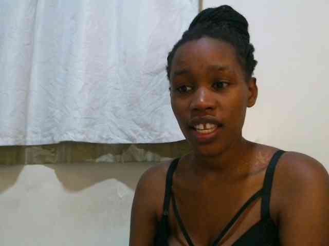 sweet-brown webcam