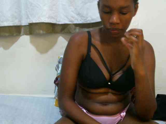 sweet-brown webcam