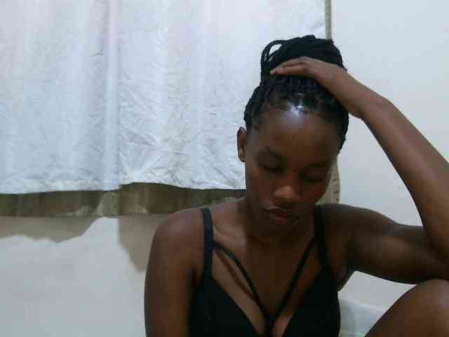sweet-brown webcam