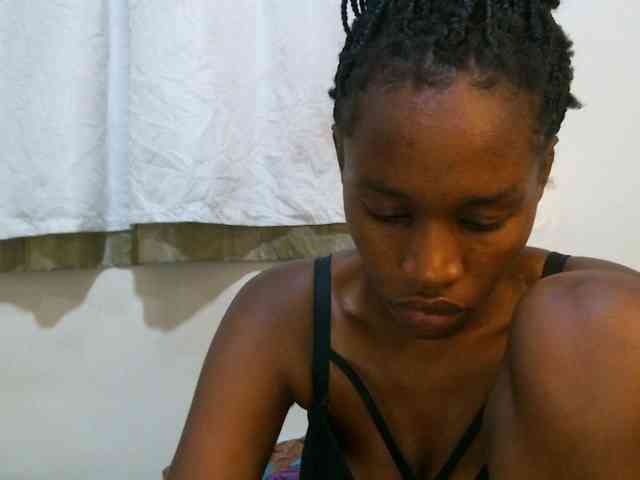 sweet-brown webcam