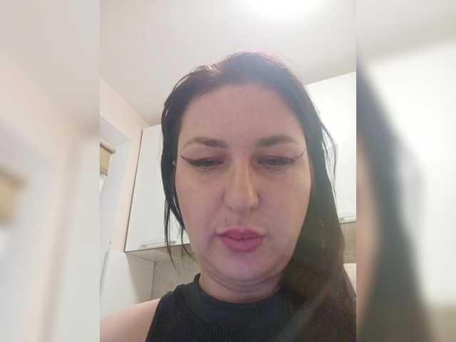 MonicaMilf on uz-parno