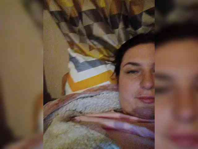 MonicaMilf webcam