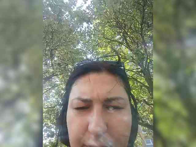 MonicaMilf webcam
