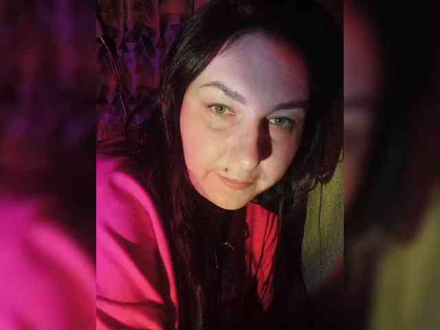 MonicaMilf webcam