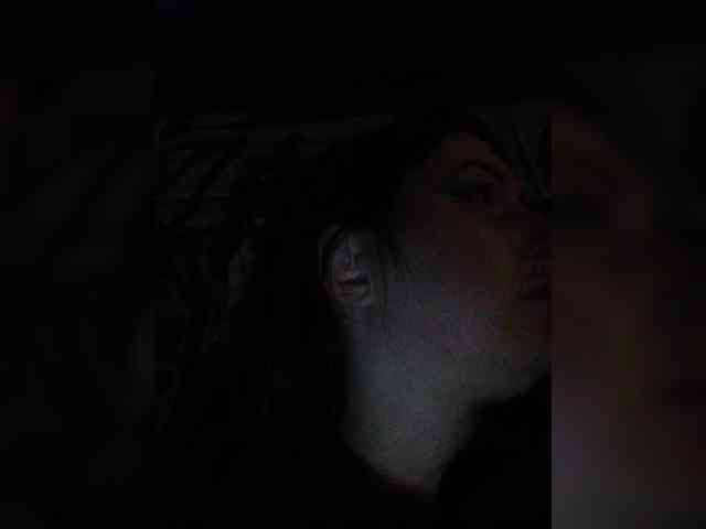 MonicaMilf webcam