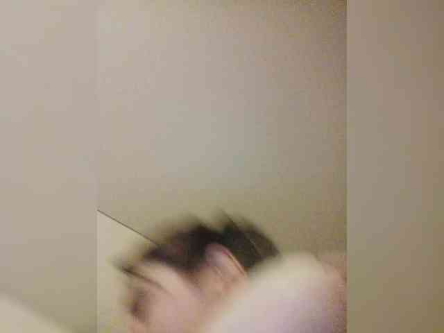 MonicaMilf webcam