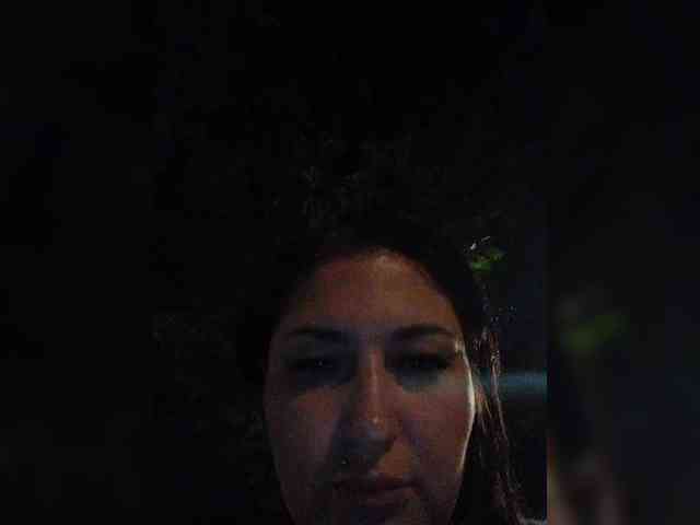 MonicaMilf webcam