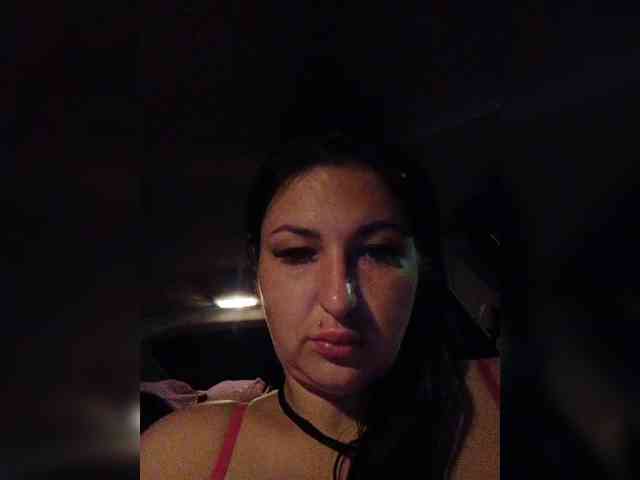 MonicaMilf webcam