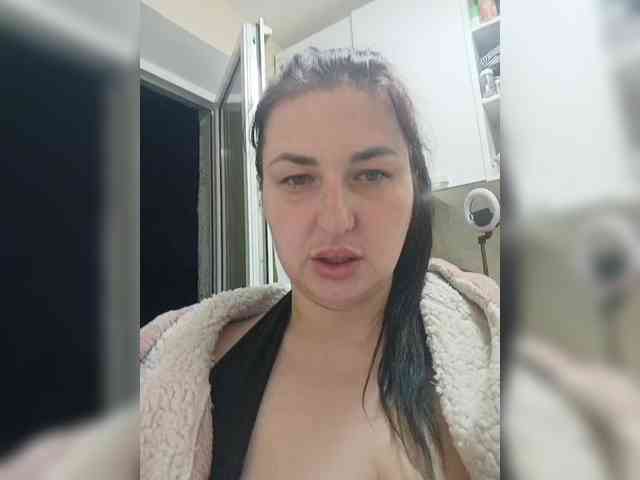 MonicaMilf webcam