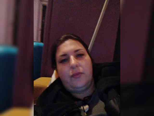 MonicaMilf webcam