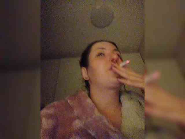 MonicaMilf webcam