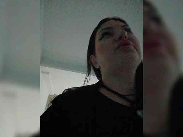 MonicaMilf webcam