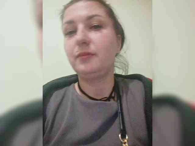 MonicaMilf webcam