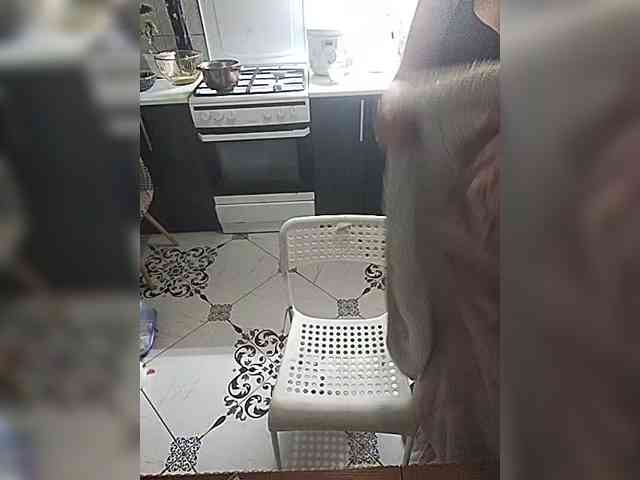 MonicaMilf webcam