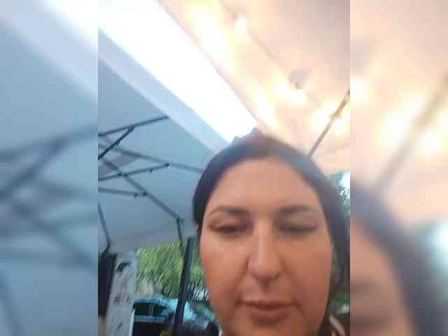 MonicaMilf webcam
