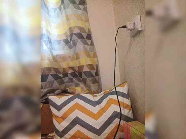 MonicaMilf webcam