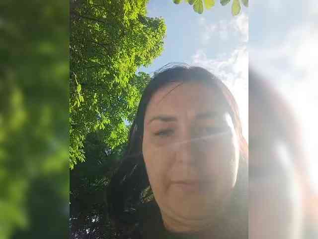 MonicaMilf webcam