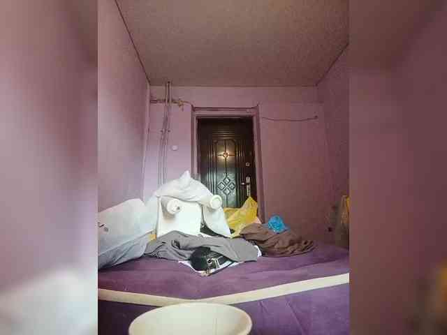 MonicaMilf webcam