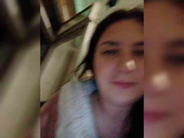MonicaMilf webcam
