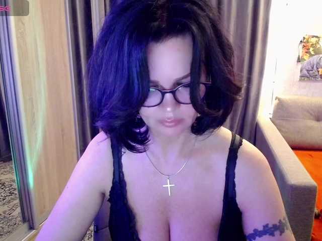 EVA1172a's BongaCams show and profile