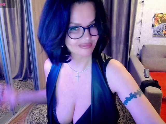 EVA1172a's BongaCams show and profile