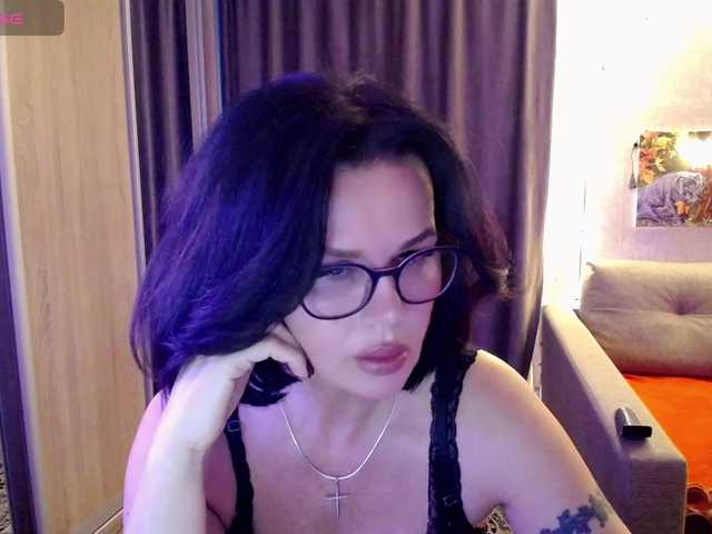 EVA1172a's BongaCams show and profile