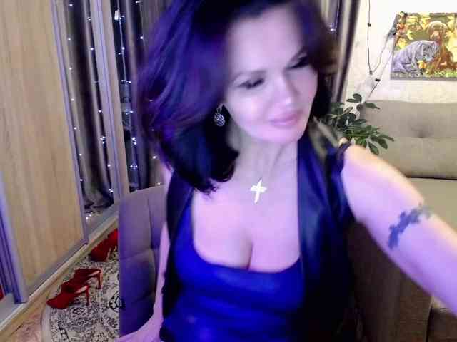 EVA1172a Live Webcam on BongaCams