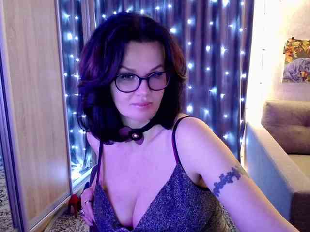 EVA1172a Live Webcam on BongaCams