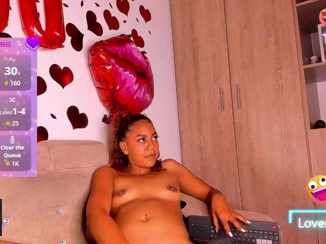 MeganMass's BongaCams show and profile