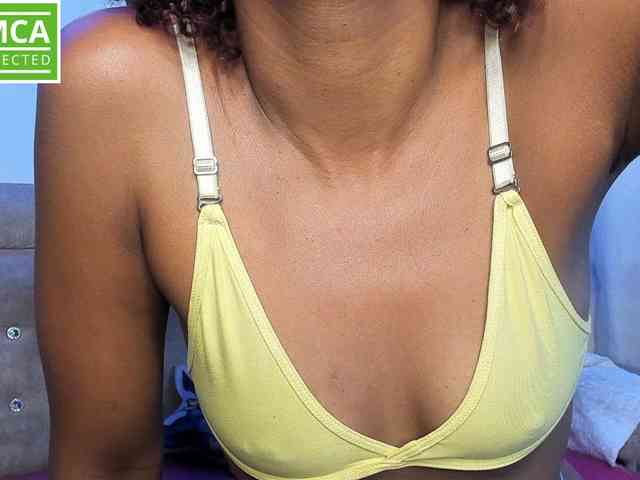 MeganMass Live Webcam on BongaCams