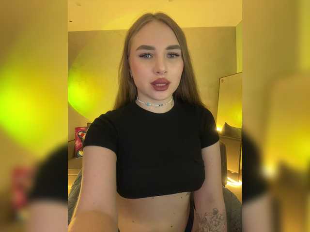 Havvyer's BongaCams show and profile