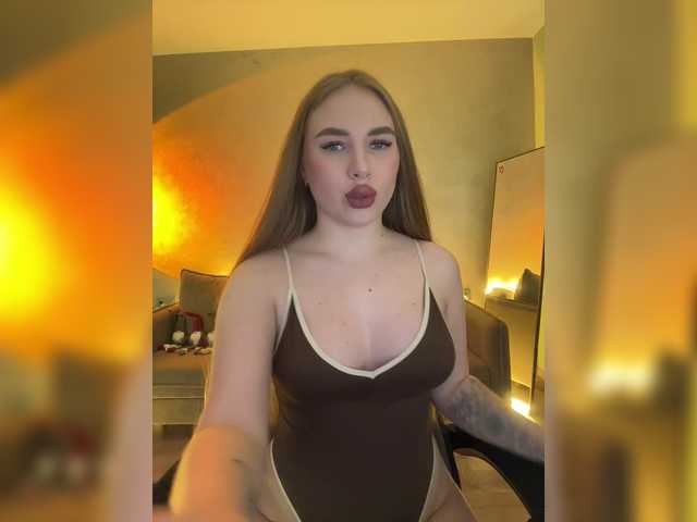 Havvyer's BongaCams show and profile