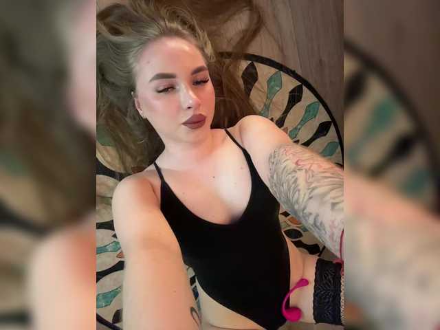 Havvyer's BongaCams show and profile