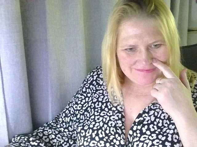 Kristina543210's BongaCams show and profile