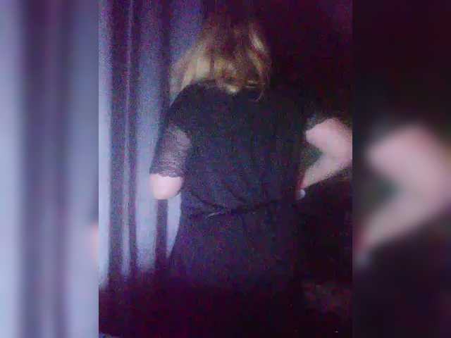 Kristina543210's BongaCams show and profile