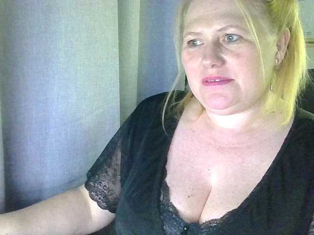 Kristina543210's BongaCams show and profile