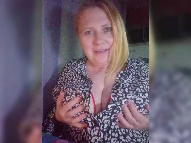 Kristina543210's BongaCams show and profile