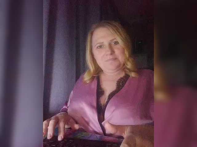 Kristina543210's BongaCams show and profile