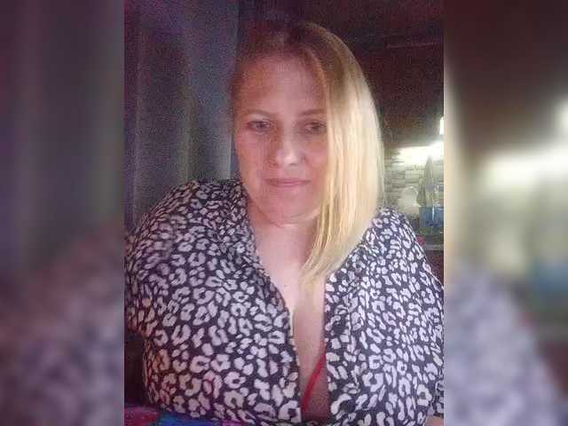 Kristina543210's BongaCams show and profile