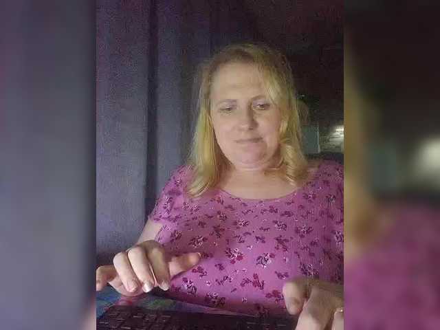 Kristina543210's BongaCams show and profile