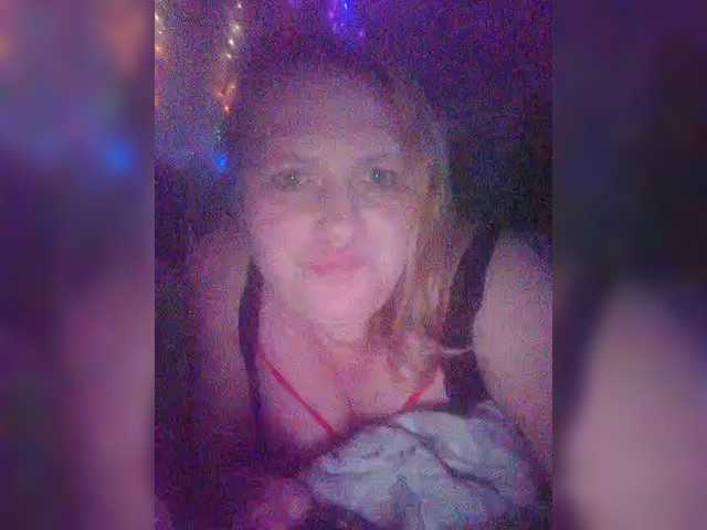 Kristina543210's BongaCams show and profile